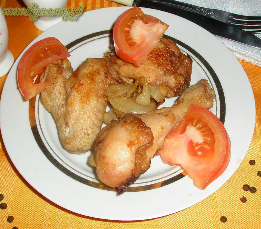 Запечённая курица с луком в бальзамическом уксусе и специях