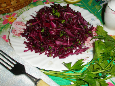 Салат из краснокочанной капусты ПП